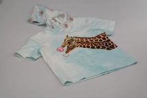 Blauw wit paneel in tricot stof met giraf